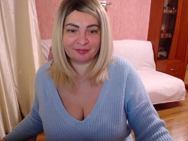 -MeowMeow-'s BongaCams show and profile
