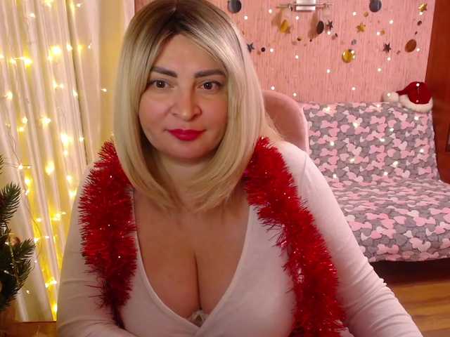 -MeowMeow-'s BongaCams show and profile