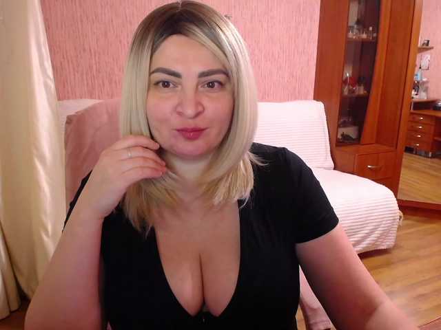 -MeowMeow-'s BongaCams show and profile