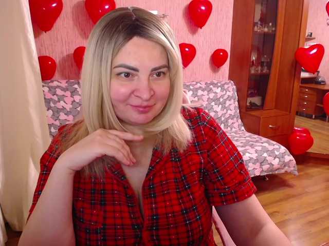 -MeowMeow-'s BongaCams show and profile