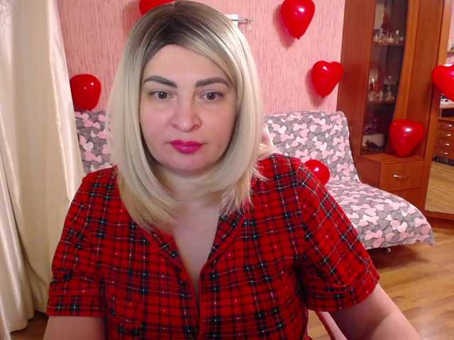 -MeowMeow-'s BongaCams show and profile