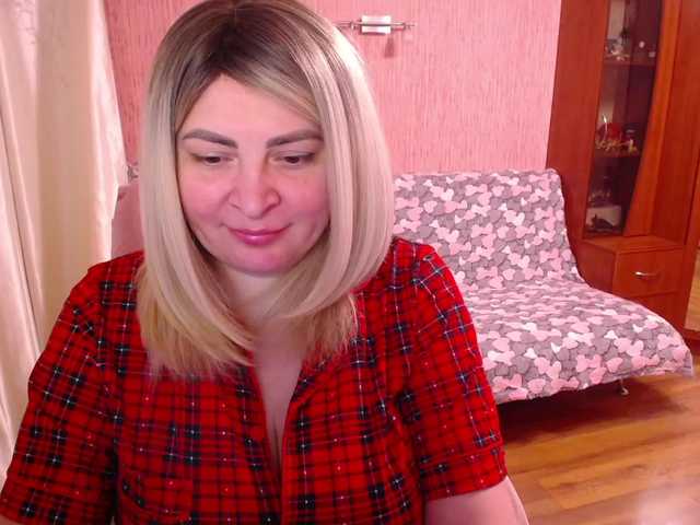 -MeowMeow- webcam bongacams model stream image