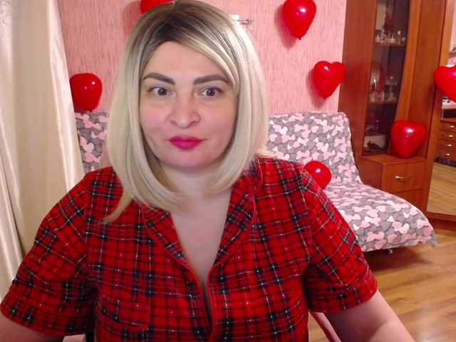 -MeowMeow-'s BongaCams show and profile