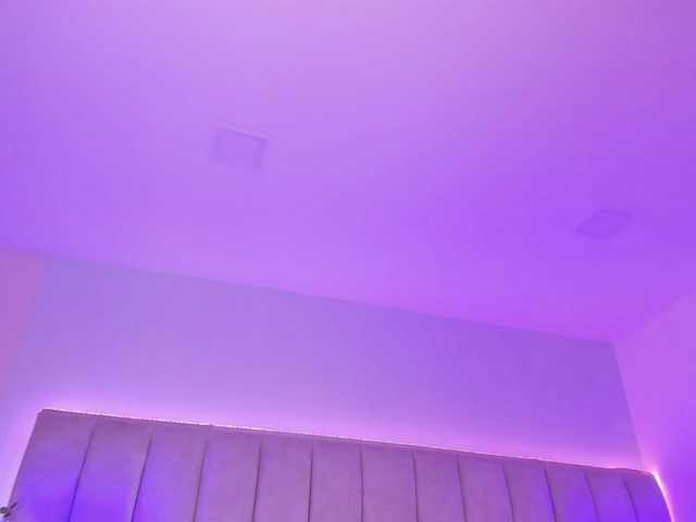 EllaThorne's BongaCams show and profile