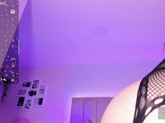 EllaThorne's BongaCams show and profile