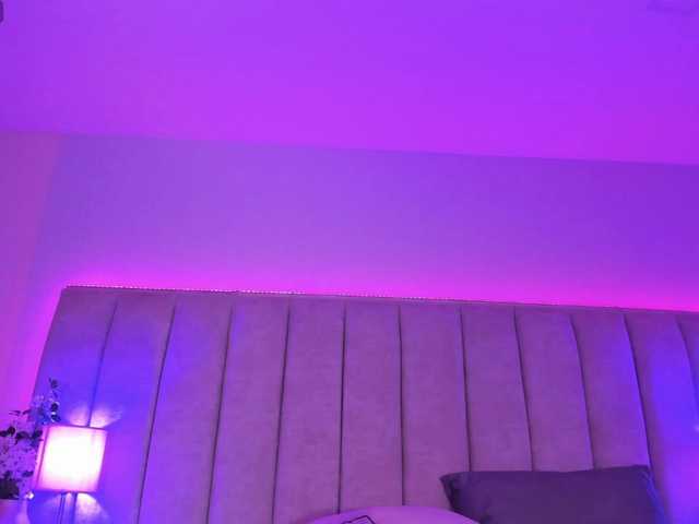 EllaThorne's BongaCams show and profile