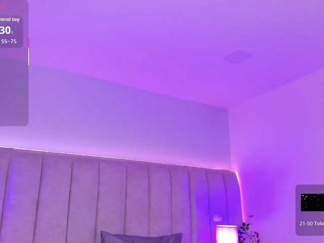 EllaThorne's BongaCams show and profile