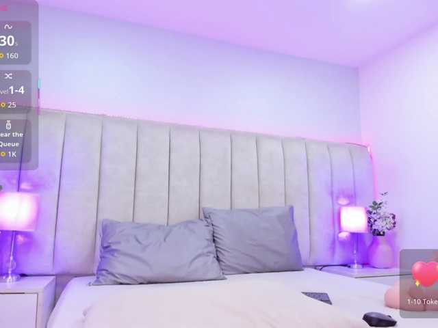 EllaThorne's BongaCams show and profile