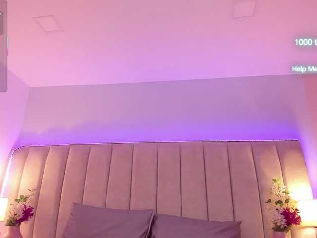 EllaThorne webcam
