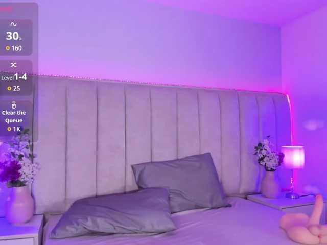 EllaThorne's BongaCams show and profile