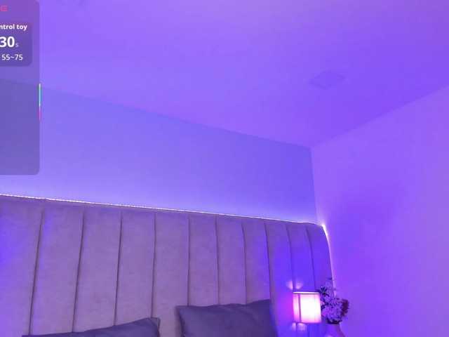 EllaThorne's BongaCams show and profile