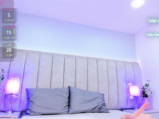 EllaThorne's BongaCams show and profile