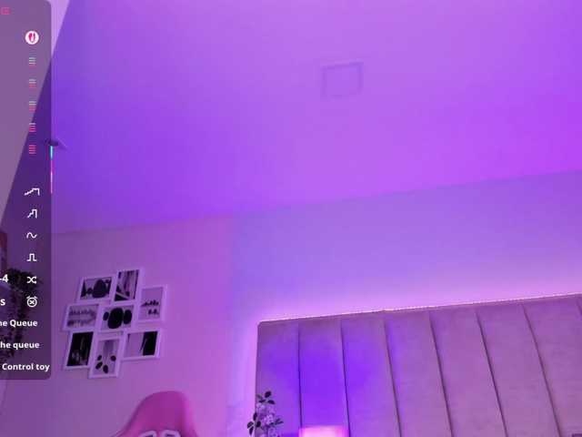 EllaThorne's BongaCams show and profile