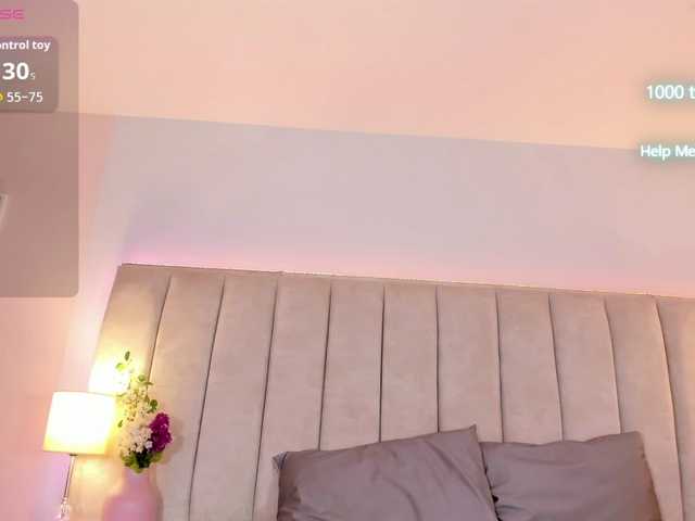 EllaThorne from BongaCams