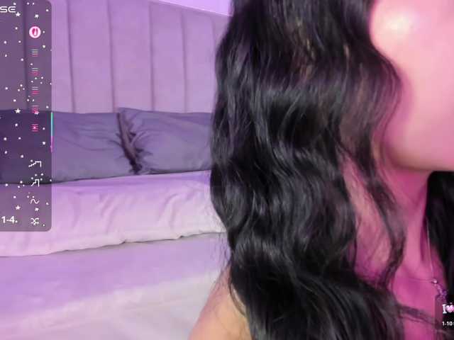 EllaThorne's BongaCams show and profile