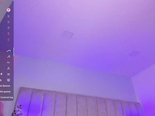 EllaThorne's BongaCams show and profile