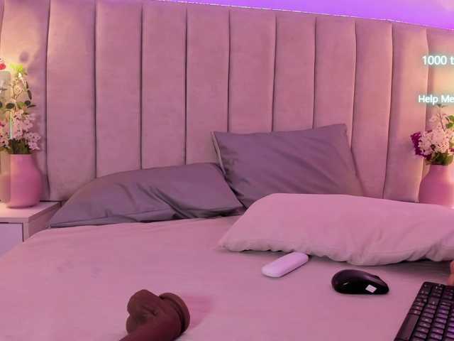 EllaThorne from BongaCams is Freechat