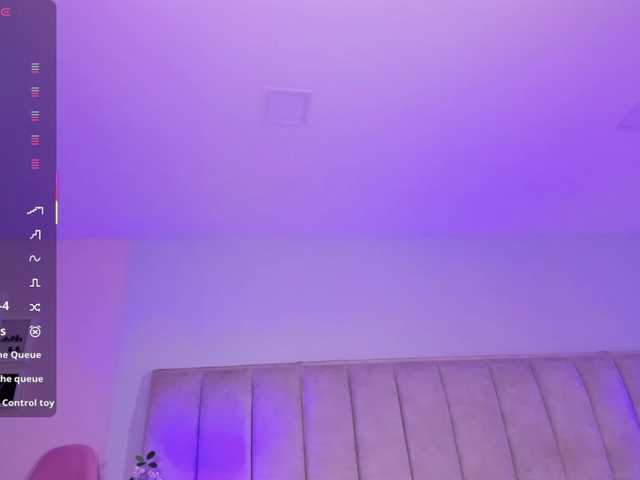 EllaThorne's BongaCams show and profile