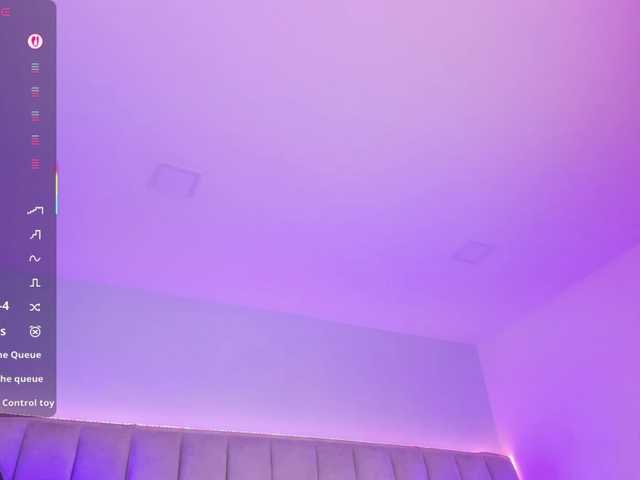 EllaThorne's BongaCams show and profile