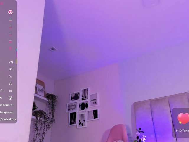 EllaThorne's BongaCams show and profile