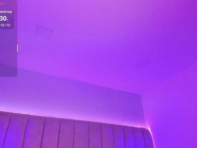 EllaThorne's BongaCams show and profile