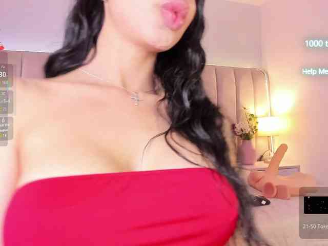 EllaThorne webcam