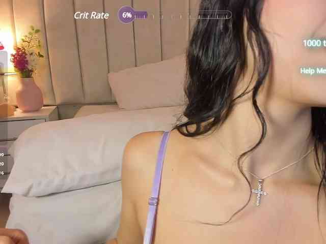 EllaThorne webcam