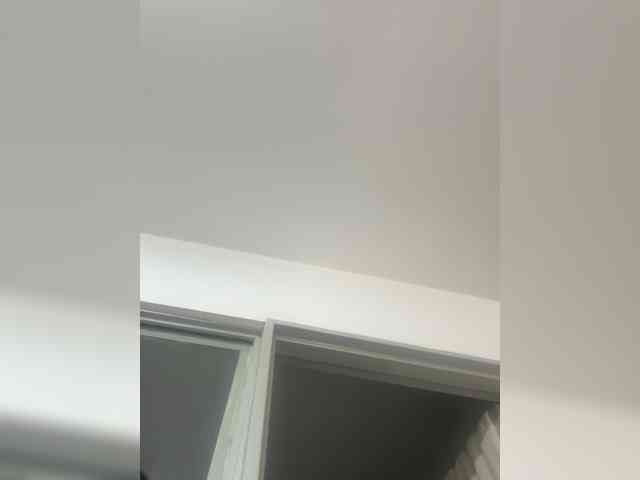 EllaThorne webcam