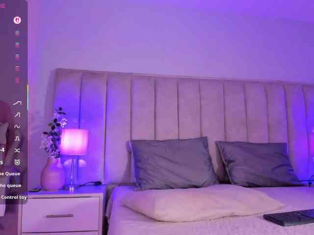 EllaThorne Live Webcam on BongaCams