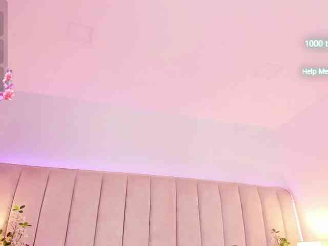 EllaThorne webcam
