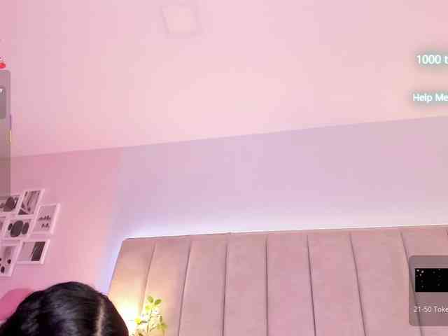 EllaThorne webcam