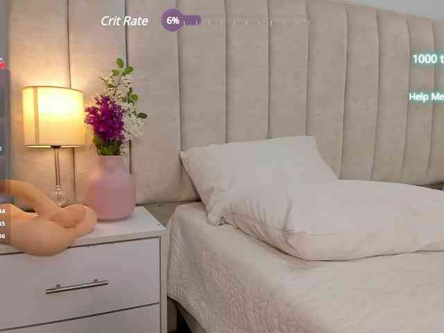 EllaThorne webcam