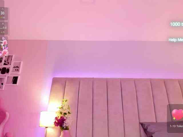 EllaThorne webcam