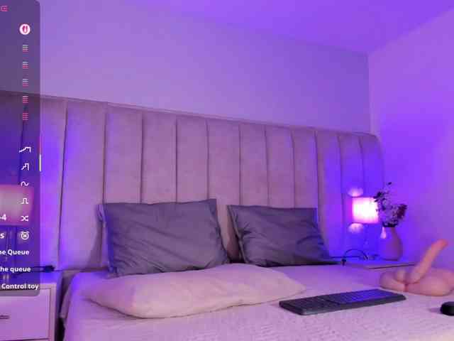 EllaThorne Live Webcam on BongaCams