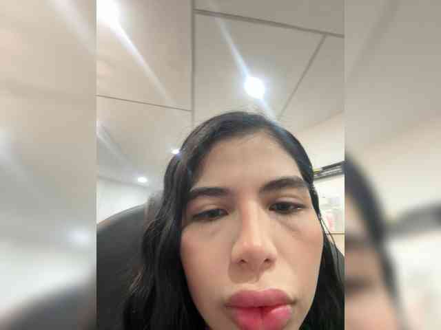 EllaThorne EllaThorne