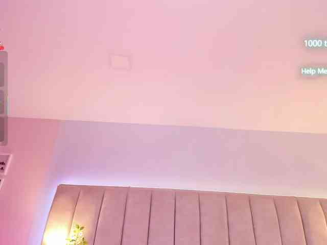 EllaThorne webcam
