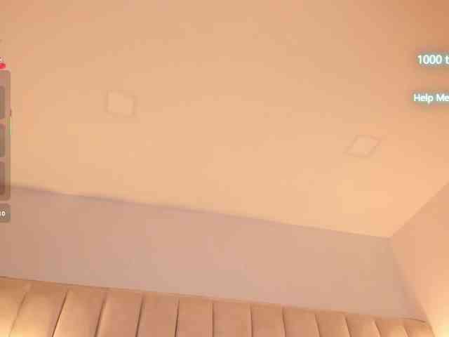 EllaThorne webcam