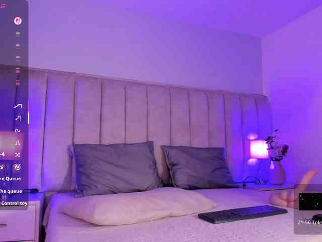 EllaThorne Live Webcam on BongaCams