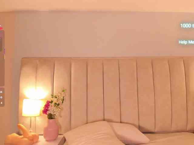 EllaThorne webcam