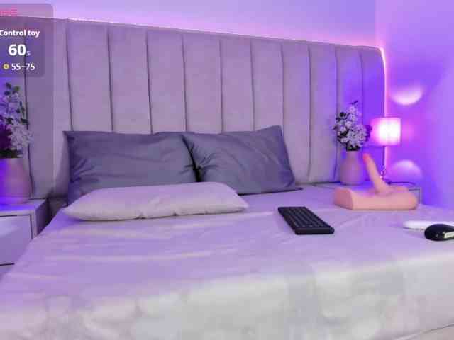 EllaThorne EllaThorne