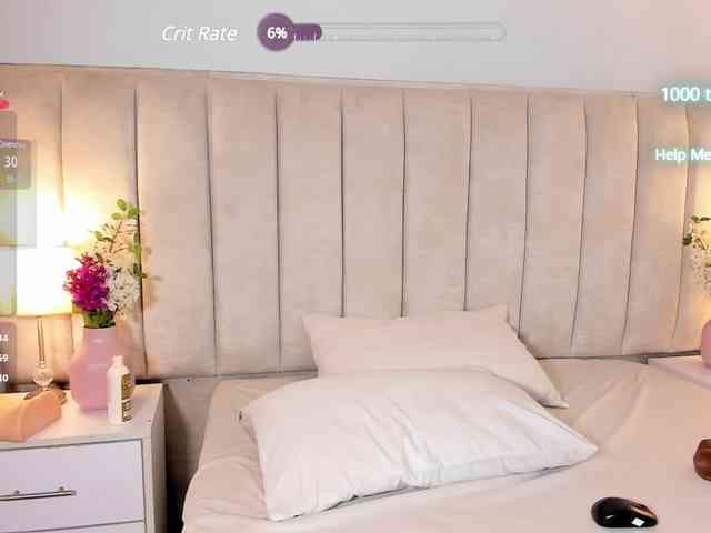 EllaThorne webcam