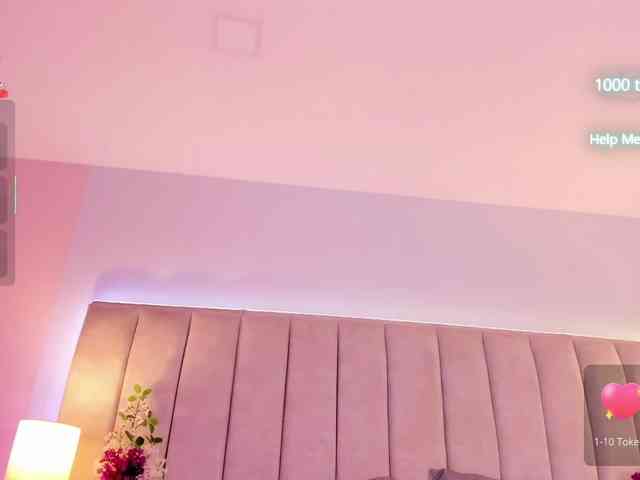 EllaThorne webcam