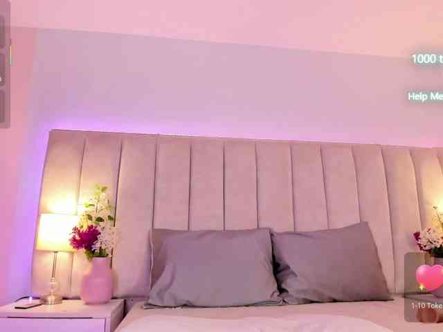 EllaThorne webcam