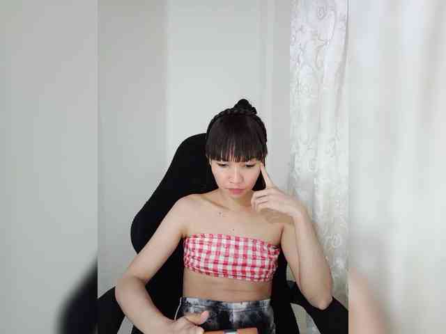 Pamelamoon webcam