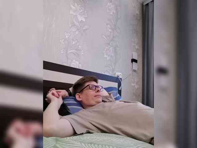 vladcat23 Live Webcam on {site_name}