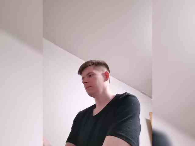 vladcat23 Live Webcam on BongaCams