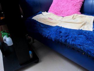 Skinny-Mature Porn Show