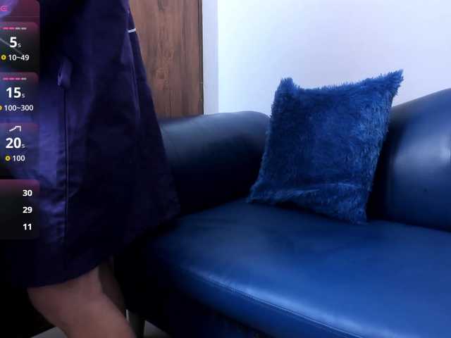 Skinny-Mature's BongaCams show and profile