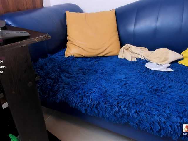 Skinny-Mature's BongaCams show and profile