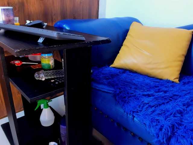 Preview of skinny-mature